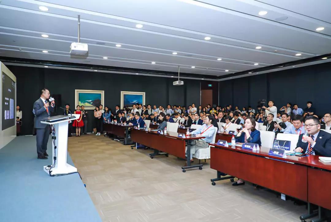 聚焦 合作 共赢 构建产业生态：联通云计算与大数据高峰论坛成功举办