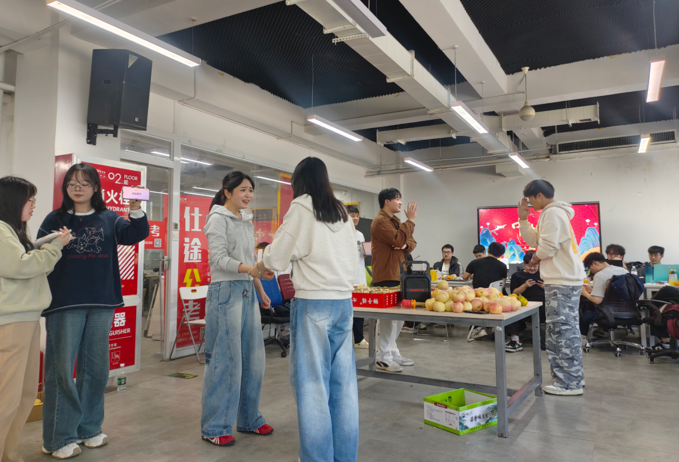 中秋佳节西安鸥鹏活动现场